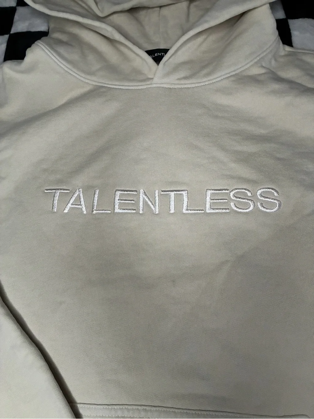 🆕 NWOT TALENTLESS Circle Logo Embroidered Hoodie Black Size Small_6